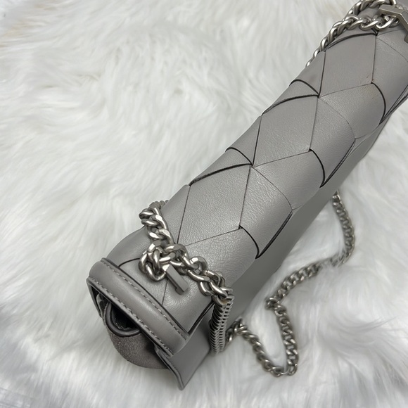 Weldon hexagon Weave Crossbody Silver Chain Link Bag Stone - Picture 9 of 10